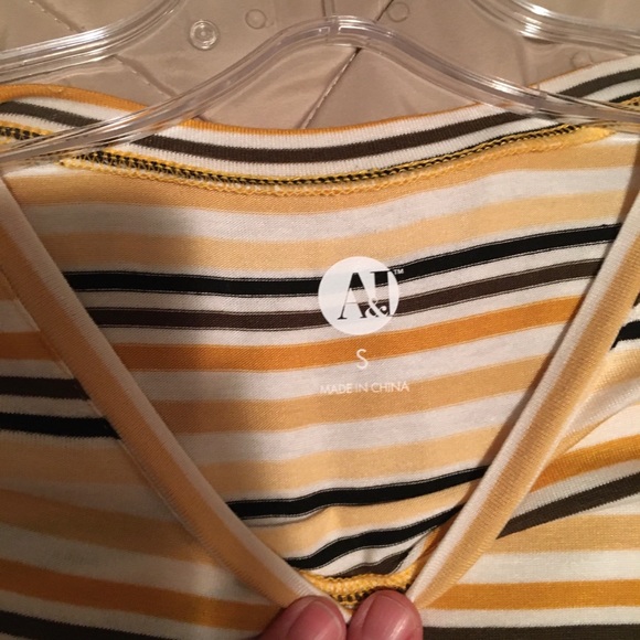 Versatile A&I tunic - Picture 2 of 3